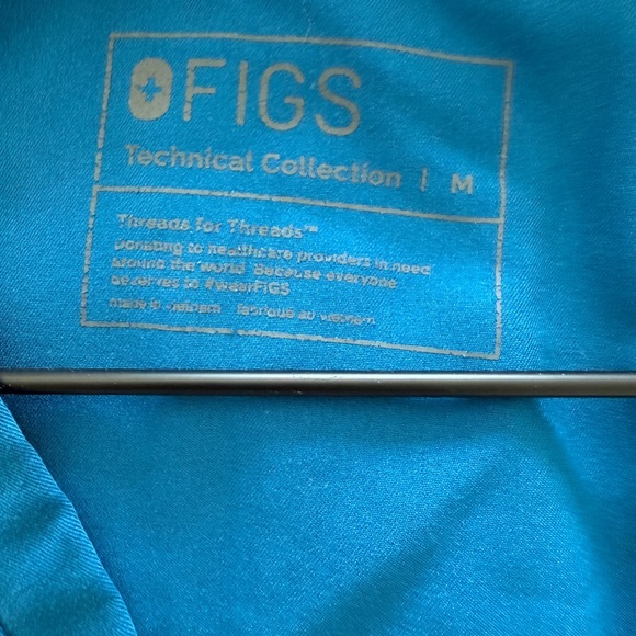 Figs Women Casma Scrub Top in Alps Blue - Picture 3 of 4